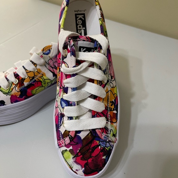 Keds Triple Up Watercolor Floral Print Sneakers Size 6.5 - Picture 2 of 5